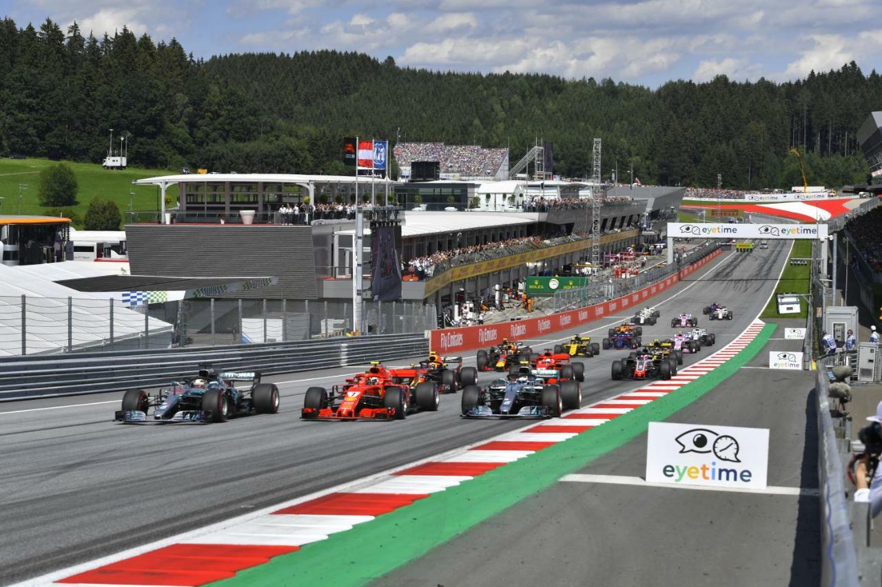 Grandprixcamp, Closest To The Red Bull Ring, Up To 4 Guests In A Tent Spielberg Bei Knittelfeld Exterior photo